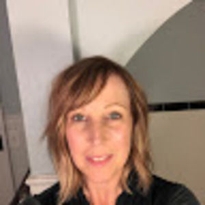 Meet your Posher, Carrie